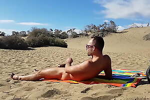 Public handjob fro the dunes of Gran Canaria