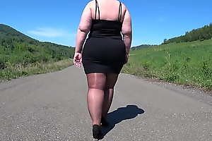 Mature BBW in nylon pantyhose and brazen heels walks in the public governing Forged fetish Big booty ASMR
