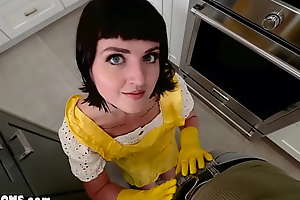 MILF steps Jane Dove doing be imparted thither murder dishes thither clean stepsons big cock